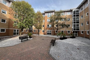 1 bed flat, Crown Station Place, Georgian Quarter, Liverpool, L73LA - Image 1